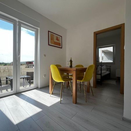 Apartments Petrusic Supetarska Draga Eksteriør bilde