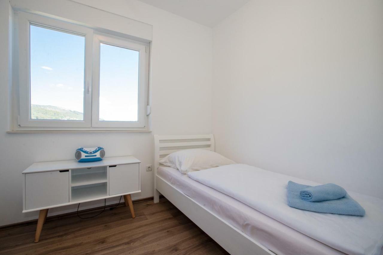 Apartments Petrusic Supetarska Draga Eksteriør bilde